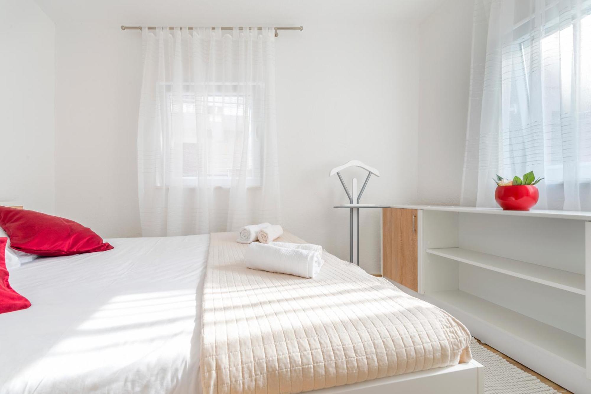 Apartments Roma Baska Voda Exterior photo